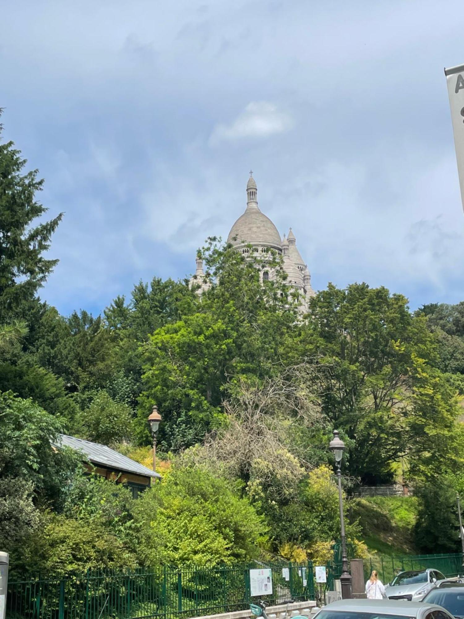 Апартаменты Au Bas De Montmartre ! Париж Экстерьер фото